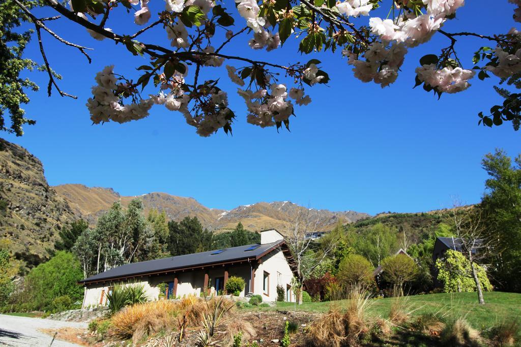 The Paddock Straw Bale Luxury Holiday House Arthurs Point 外观 照片